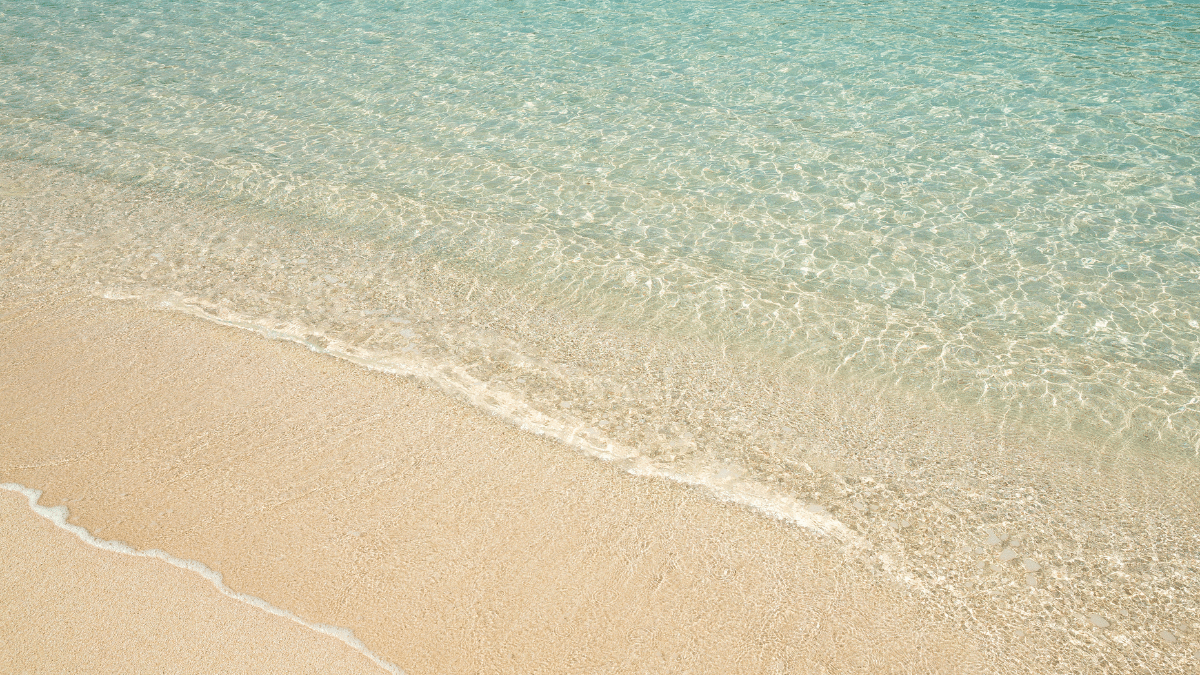 Plages de sable rose